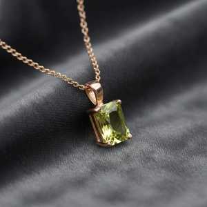 Colgante de Citrino Verde Natural, Plata de Ley 925, Chapado en Oro de 14K, Delicado, Piedra de Nacimiento, Joyería con Gema Amarilla Verde - Product Image 5