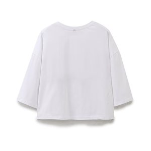 เสื้อยืดโอเวอร์ไซส์สีขาวสำหรับผู้หญิง ปักลายปารีสสีแดง ทรงไหล่ตก แขนสามส่วน คอกลม ผ้าเจอร์ซีย์คอตตอน 100% ระบายอากาศได้ดี - Product Image 4