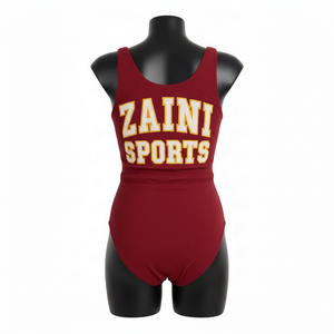 Maillot de bain une pièce pour femme en polyester et élasthanne de haute qualité, rouge, crème, or, avec logo personnalisé par transfert thermique. - Product Image 2