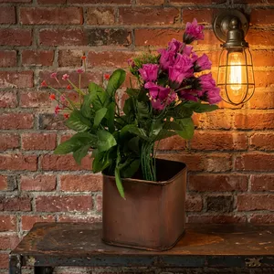 Pot de fleurs en métal chromé léger de style artisanal moderne et carré pour fleurs artificielles, décoration de bureau intérieure minimaliste - Product Image 5