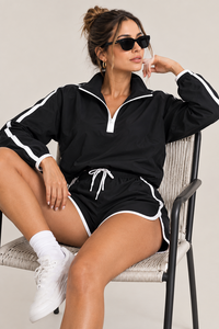 Ensemble veste coupe-vent légère à demi-zip et short pour femme, ensemble de sport décontracté 2 pièces, survêtement premium pour femme - Product Image 5
