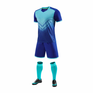 Uniformes de Fútbol Personalizados al por Mayor, Económicos, 100% Poliéster, Transpirables, Conjuntos de Camisetas de Fútbol para Hombre, Sublimación, Servicio OEM para Adultos - Product Image 1