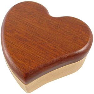 Wholesale Custom Heart Shaped Wooden Jewelry <b>Box</b> Small Handmade Natural Wood Gift <b>Storage</b> <b>Box</b> Organizer for Ring Earring <b>Box</b> - Product Image 1