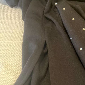 Ensemble de sweats à capuche personnalisables avec strass, noir uni, zippé, 500 g/m², décontracté, avec logo personnalisable, sweat à capuche bling - Product Image 3