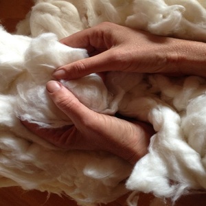 Prix négociable Déchets textiles en fibres de coton, denim et coton recyclé de type shoddy, pour rembourrage et filage, Marque Thanhs Vinh, Balles de 150-200 kg - Product Image 5