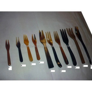 ช้อนเขาควายแกะสลักขัดเงาอย่างประณีต สวยงาม เป็นมิตรกับสิ่งแวดล้อม จากอินเดีย มีขนาดตามสั่งสำหรับการสั่งซื้อจำนวนมาก - Product Image 5