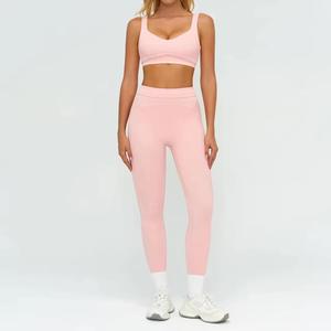 Customized Women Fitness Sports Seamless Yoga Workout Sets - <strong>Brono</strong> Sports - Product Image 6