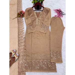 ผ้าไหม Chanderi ที่น่าสนใจพร้อมกางเกงเย็บปักลำดับเสื้อทำงานกับ dupatta Chiku