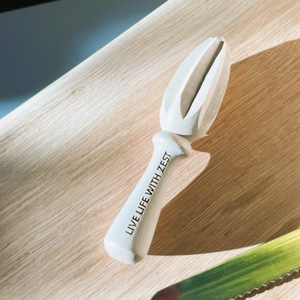 Wooden Manual Lemon <b>Reamer</b> Juicer Dishwasher Safe Kitchen Accessory - Product Image 2