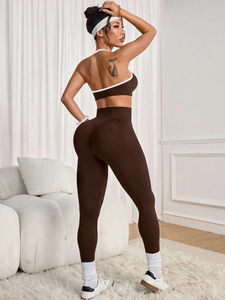 Conjunto de Yoga Rosa sin Costuras al por Mayor Personalizado, Dos Piezas: Sujetador Deportivo y Leggings de Cintura Alta para Fitness, Gimnasio y Entrenamiento - Fabricante de Ropa Deportiva - Product Image 6
