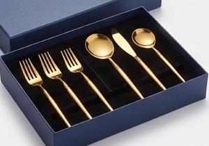 Ensemble de couverts en acier inoxydable doré, finition miroir élégante, pour la salle à manger, la cuisine, les mariages, les fêtes et les cadeaux. - Product Image 4