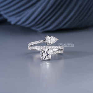 Bague en or blanc 14 carats avec moissanite taille coussin, poire et ronde pour femme, luxe, 1,88 carat de poids total, 3,23 grammes, bijoux de mariage - Product Image 1