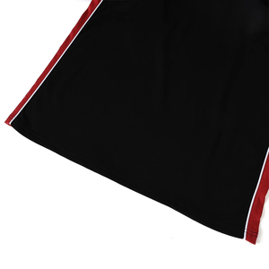 T-shirt décontracté rouge pour femme avec col contrastant noir, manches raglan en coton, col rond, manches courtes, coupe décontractée, logo personnalisé, OEM ODM - Product Image 3