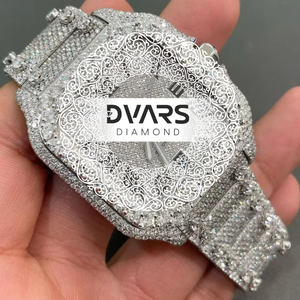 Reloj de cuero con diamantes incrustados para promociones minoristas globales y reventa disponible a precio de exportación - Product Image 1