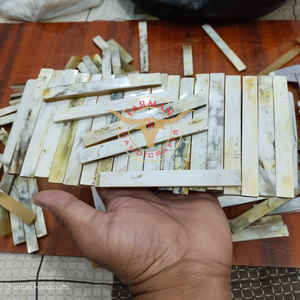 Sillín y perno de cuerno blanco sudafricano hechos a mano para mangos de cuchillos personalizados a precio económico - Product Image 4