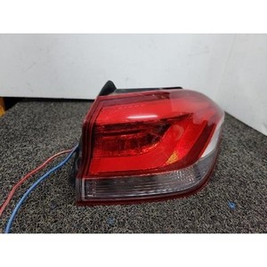 Feu arrière droit LED d'origine pour Hyundai i30 2016-2020, référence OEM 92402G3100 - Product Image 1