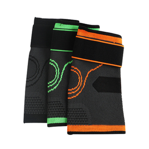 Genouillère Ajustable Noire Orange en Maille Respirante avec Fermeture Auto-agrippante Unisexe pour Protection Sportive et Fitness - Product Image 2