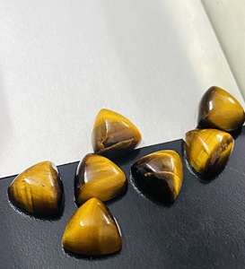 Cabochon en œil de tigre naturel, taille trilobé, couleur brun doré, pour fabricants d'accessoires de mode, vente en gros - Product Image 2