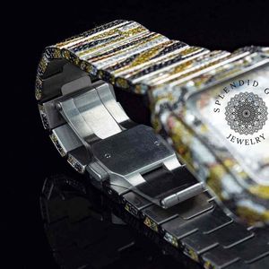 Montre en diamant avec boîtier rond, cadran en cristal saphir, mouvement à quartz ETA, bracelet en moissanite, style luxueux pour homme, résistante à l'eau jusqu'à 10 m - Product Image 4