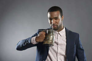 Taza Tradicional de Cuerno de Búfalo - Hecha a Mano, Ecológica, Duradera, a Prueba de Fugas, con Tapa Deslizante, Capacidad de 500 ml, Alta Calidad, Personalizable - Product Image 6