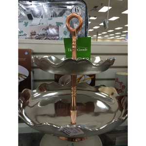 Support à gâteau à deux niveaux en acier inoxydable de qualité supérieure avec poignée en cuivre et bords festonnés, décoration d'intérieur, présentoir à desserts, provenance Inde - Product Image 1