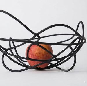 Corbeille à fruits en fil métallique noir, design géométrique, bol de rangement moderne pour la cuisine, porte-fruits - Product Image 3