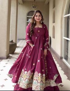 Women Traditional Indian Pakistani Vintage Salwar Kameez Floor-Length Embroidered Wedding Party <b>Dress</b> Regular Fit Stretchable - Product Image 2
