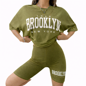 Ensemble T-shirt et short pour femme, style décontracté moderne, en coton 100%, respirant, léger, pour tous les jours - Product Image 3