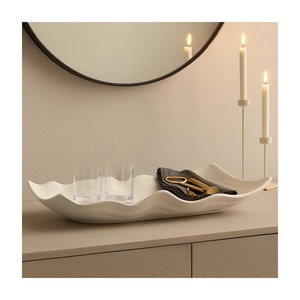 Bandeja Decorativa de Cerámica Moderna y Minimalista, Diseño de Planta con Forma Irregular, para Dormitorio, Pieza Única - Product Image 4