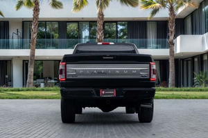 2022 Platinum EcoBoost 3.5L Diésel V6 Turbo Automático Asientos de Cuero Oscuro Neumáticos R20 SUV con Volante a la Izquierda Techo Panorámico LED - Product Image 3