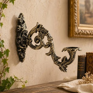 เชิงเทียนติดผนังแบบหรูหรา ของตกแต่งบ้านสไตล์วินเทจ ทำจากโลหะ - Product Image 5