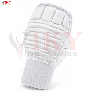 Gants de sport rembourrés blancs personnalisés à prix de gros, gants d'entraînement sans doigts avec sangle de poignet réglable pour la gym et l'entraînement - Product Image 4