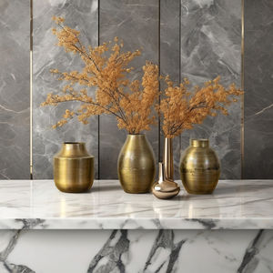 Vases en aluminium anciens - Product Image 3