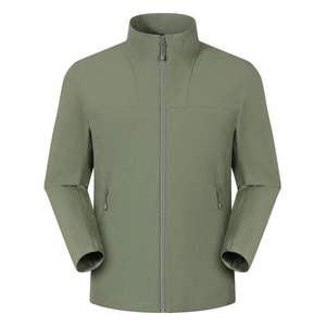 Chaqueta transpirable al por mayor, chaqueta softshell de poliéster de 300 g/m², chaqueta utilitaria con logotipo personalizado para marcas de ropa estadounidenses - Product Image 4
