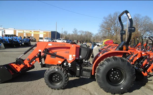 Tractor BAD BOY 2026, 4035H 4WD, Construido para Trabajos Pesados, ¡Consíguelo Ahora! - Product Image 3