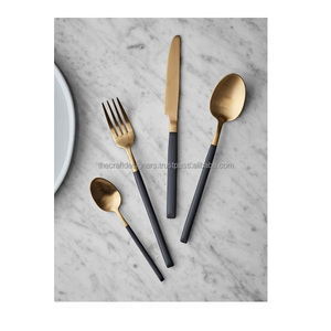Ensemble de couverts en métal minimaliste aux lignes épurées offrant une beauté simple et un confort exceptionnel tout en mangeant des repas quotidiens - Product Image 6