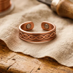 Anillo de Terapia Magnética de Metal con Motivo de Árbol de la Vida Grabado en Superficie de Cobre Puro, Resistente - Product Image 3