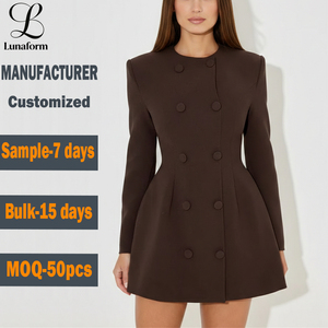 <span class=keywords><strong>Abito</strong></span> <span class=keywords><strong>Mini</strong></span> Blazer da Donna Doppiopetto con Bottoni, in Tessuto Strutturato, Elegante per Ufficio, Cerimonie e Feste, Personalizzabile - Product Image 1