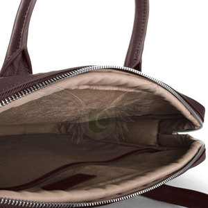 Sac à ordinateur portable en cuir véritable pour un usage quotidien au bureau et en voyage, avec une construction durable - Product Image 5