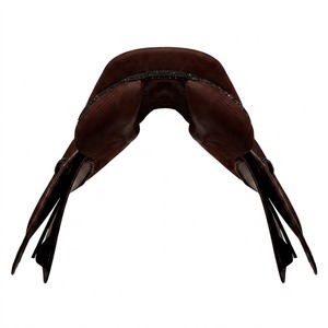 อานม้าหนังแท้ระดับพรีเมียม ยี่ห้อ International Saddlery โครงพลาสติก ฮาร์ดแวร์สแตนเลส SUS304 สำหรับขี่ม้าเดรสสาจและแข่งม้า - Product Image 4