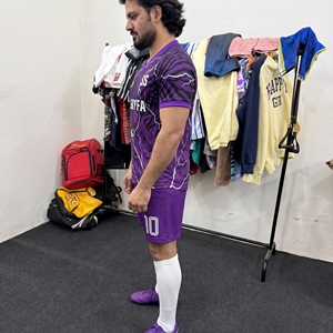 ชุดยูนิฟอร์มสโมสรฟุตบอล เสื้อฟุตบอลและกางเกงขาสั้นเข้าชุด - Product Image 4