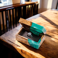 Scatola per Anelli in Legno Fatta a Mano con Finitura in Resina Epossidica Verde, Forma Rettangolare, Custodia per Gioielli per Proposte di Matrimonio