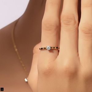 Bague de fiançailles solitaire en diamant rond brillant cultivé en laboratoire, certifié IGI, couleur D à F, 1 carat, or jaune, blanc ou rose - Product Image 1