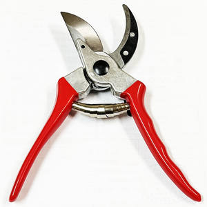 Tijeras de Podar de Trinquete de Acero con Alto Contenido de Carbono B-Fly Taiwan Garden Tools, 8 Pulgadas, Mango Compuesto con Agarre Antideslizante - Product Image 2