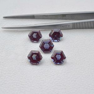 6mm laboratorio creado Alejandrita facetado hexágono forma suelta piedra preciosa al por mayor calibrada piedra de corte elegante para joyería del proveedor - Product Image 2