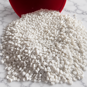 Offres Exceptionnelles : Granulés de Carbonate de Calcium de 25 kg, Qualité Masterbatch, Blanc Naturel, pour Film Soufflé, Matière Première Plastique - Product Image 1