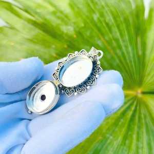 Pendentif élégant en grenat avec compartiment secret, argent sterling 925, fait main, oxydé, bijoux bohèmes - Product Image 5