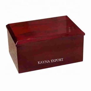 Urne artisanale en bois de manguier de style européen pour cendres humaines, capacité de 200 pouces cubes, biodégradable pour crémation et inhumation - Product Image 4
