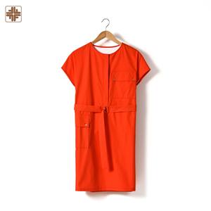 Robe courte ajustée à col rond avec poches en coton biologique OEM ODM - Product Image 1