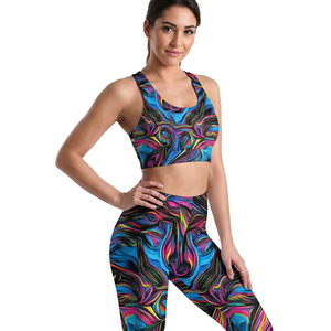 Ensemble de yoga 2 pièces pour femme, haut court sans couture à col rond, leggings noirs unis taille haute - Product Image 5